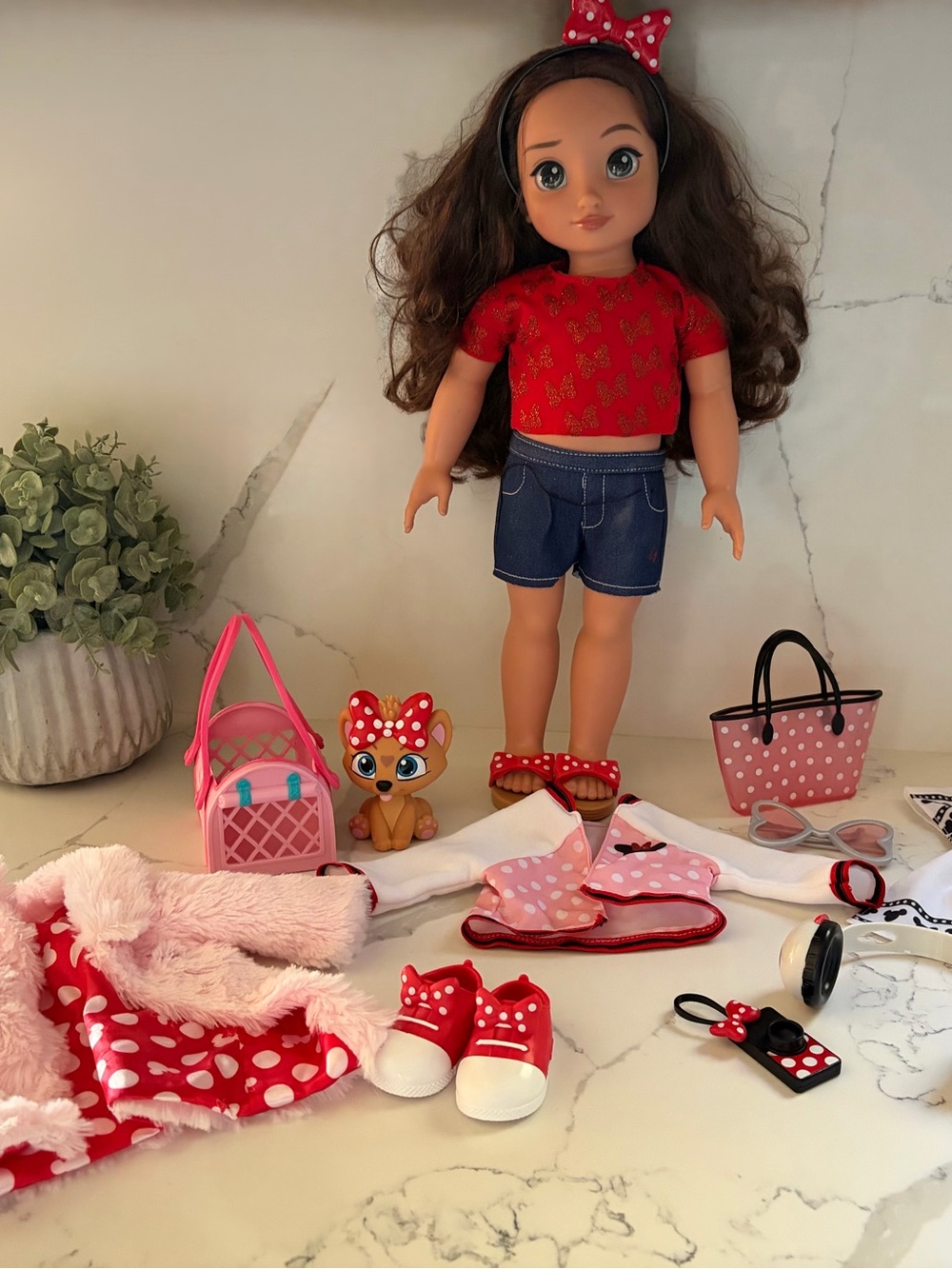 Disney Minnie Mouse Fashion Doll Lot with Extra Clothes & Accessories